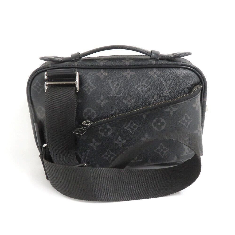 LOUIS VUITTON Monogram Eclipse Shoulder bag - Picture 2 of 9